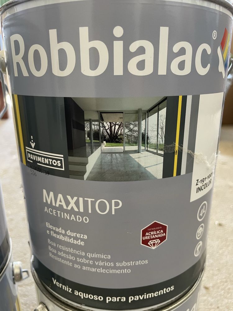 Robbialac Maxitop e maxiprimer