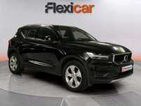 Volvo XC 40 2.0 D3 Momentum Plus