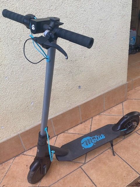 Hulajnoga Modus 350W + prezent