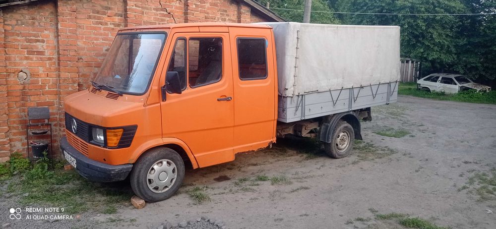 Продам Мерседес Т1 208