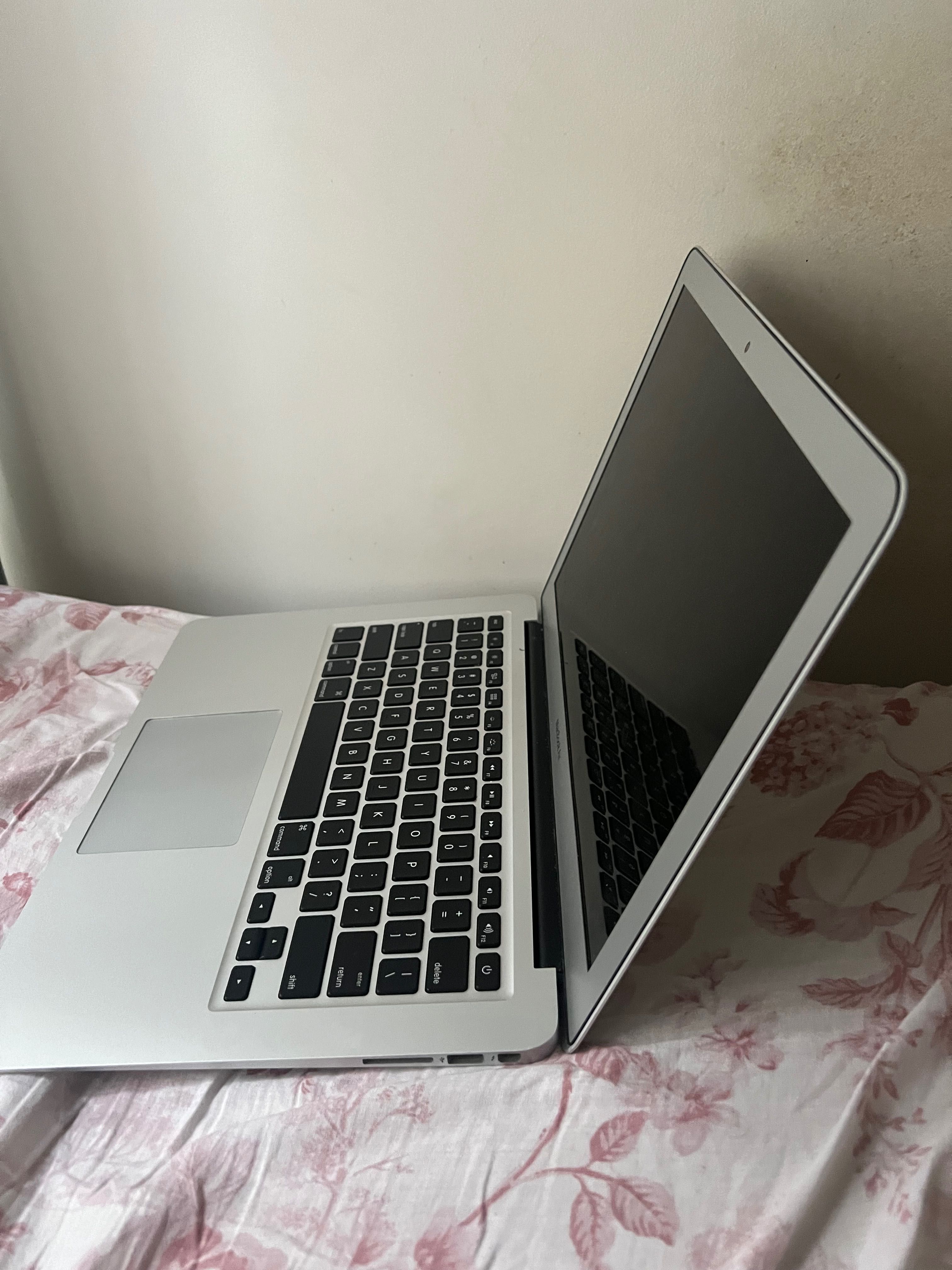 Computador MacBook 13