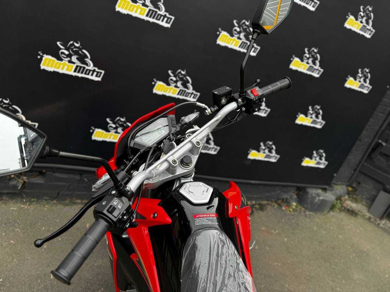 Мотоцикл Loncin LX300GY SX2 PRO Червоний RED Рідинне охолодження