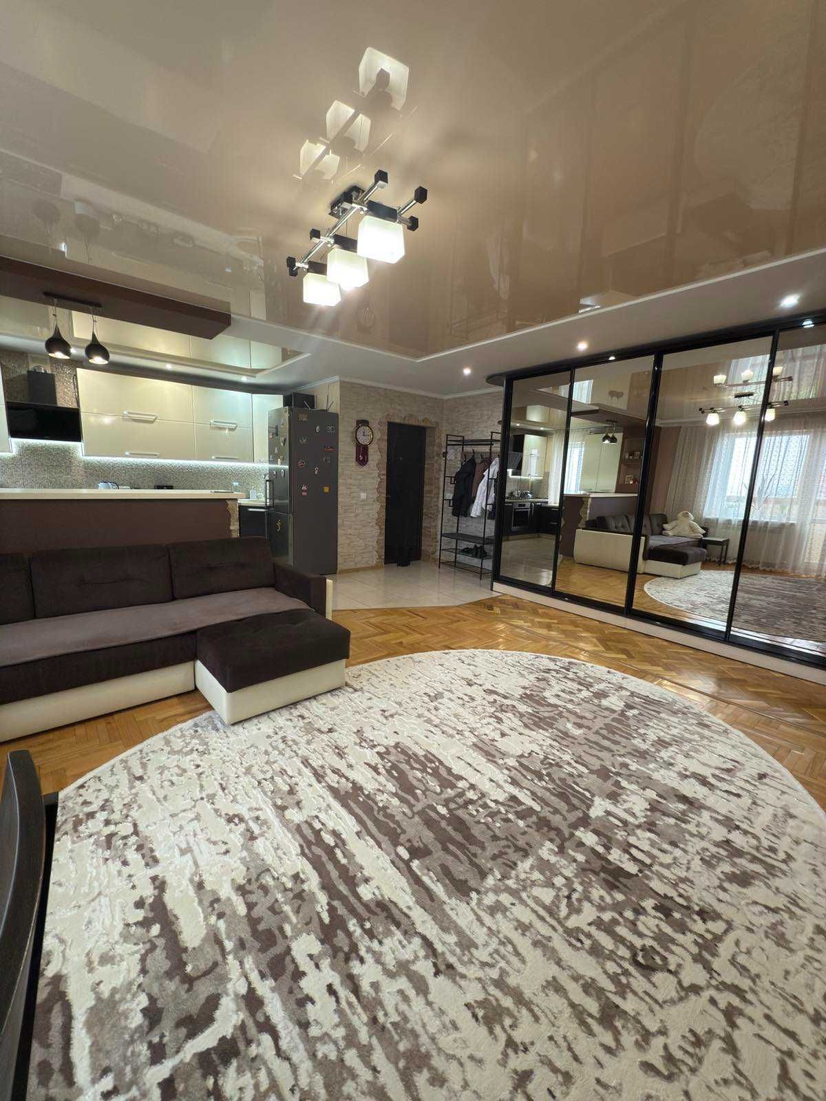 Продаж 3 кім. квартири 69.5 м2, вул. Самбірська, м.Дрогобич