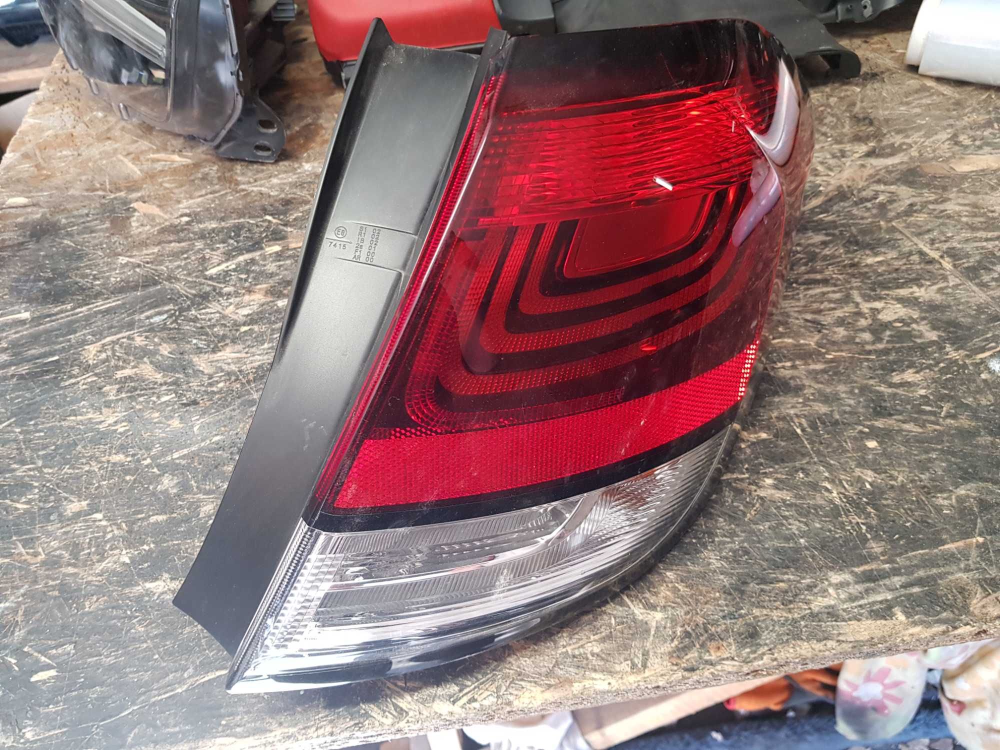 lampa tył Citroen C4 II 2010-