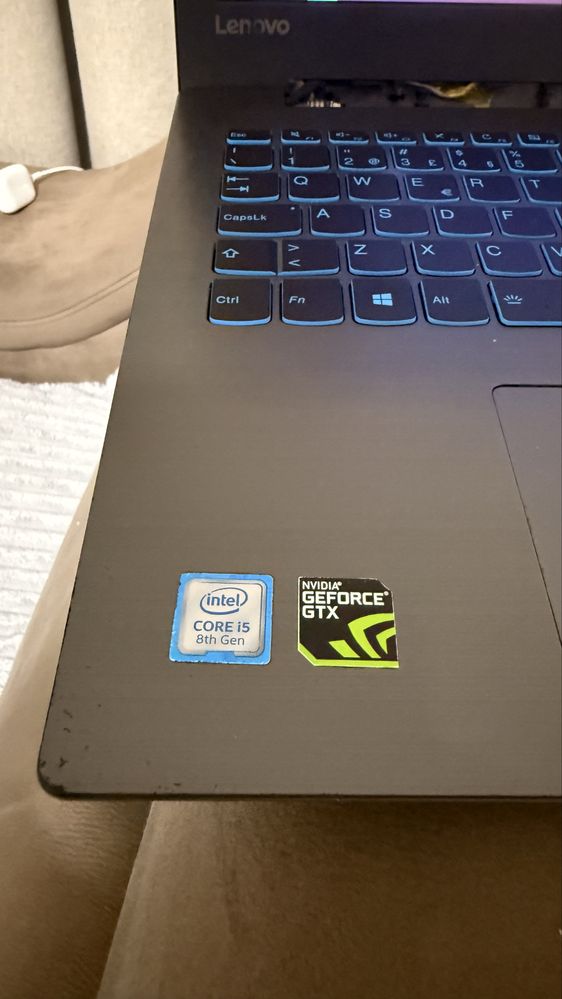 Portatil Gaming Lenovo i5 8300h 4.0ghz 20GB Ram Ddr4 GTX 1050 SSD 480