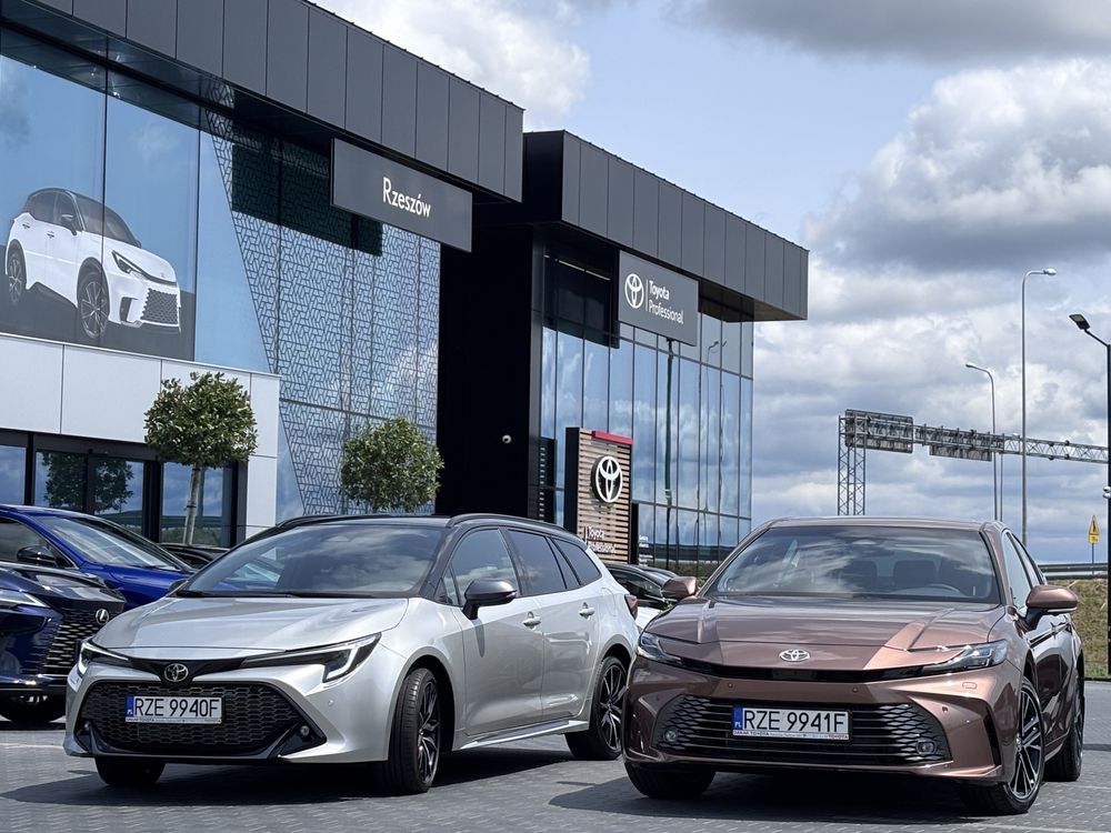 Wynajem Toyota Corolla GR Sport 2.0 Hybrid 190km Automat!