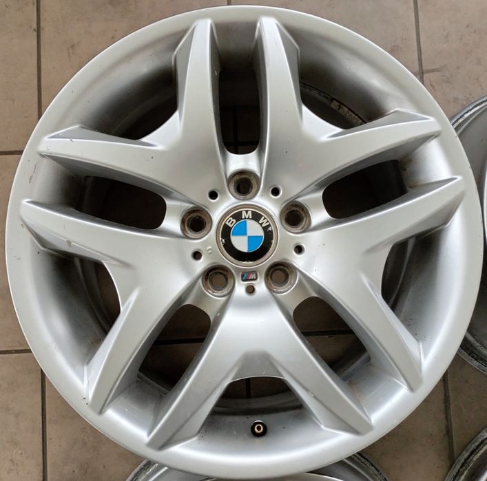 Felgi aluminiowe BMW M-Pakiet X1 E84 F48 X3 E83 F25 X4 F2618 cali 5x12
