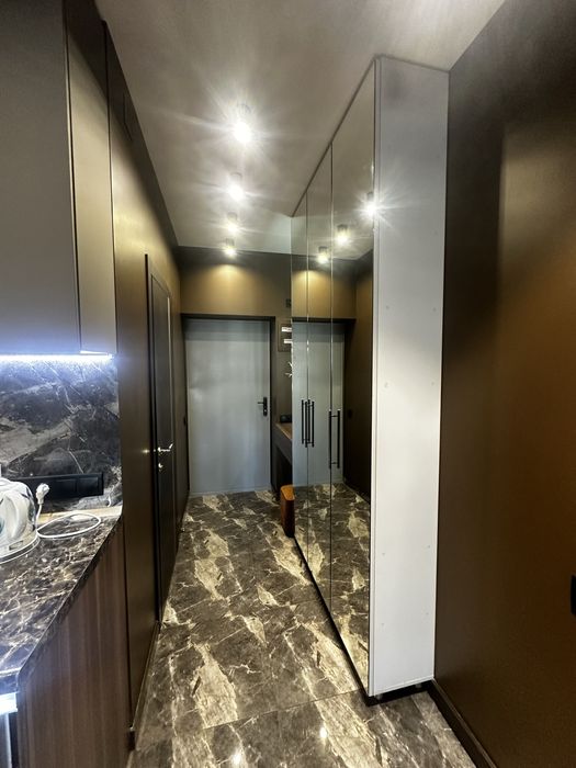 Дельмар апартаменты , VIP Мост Сити