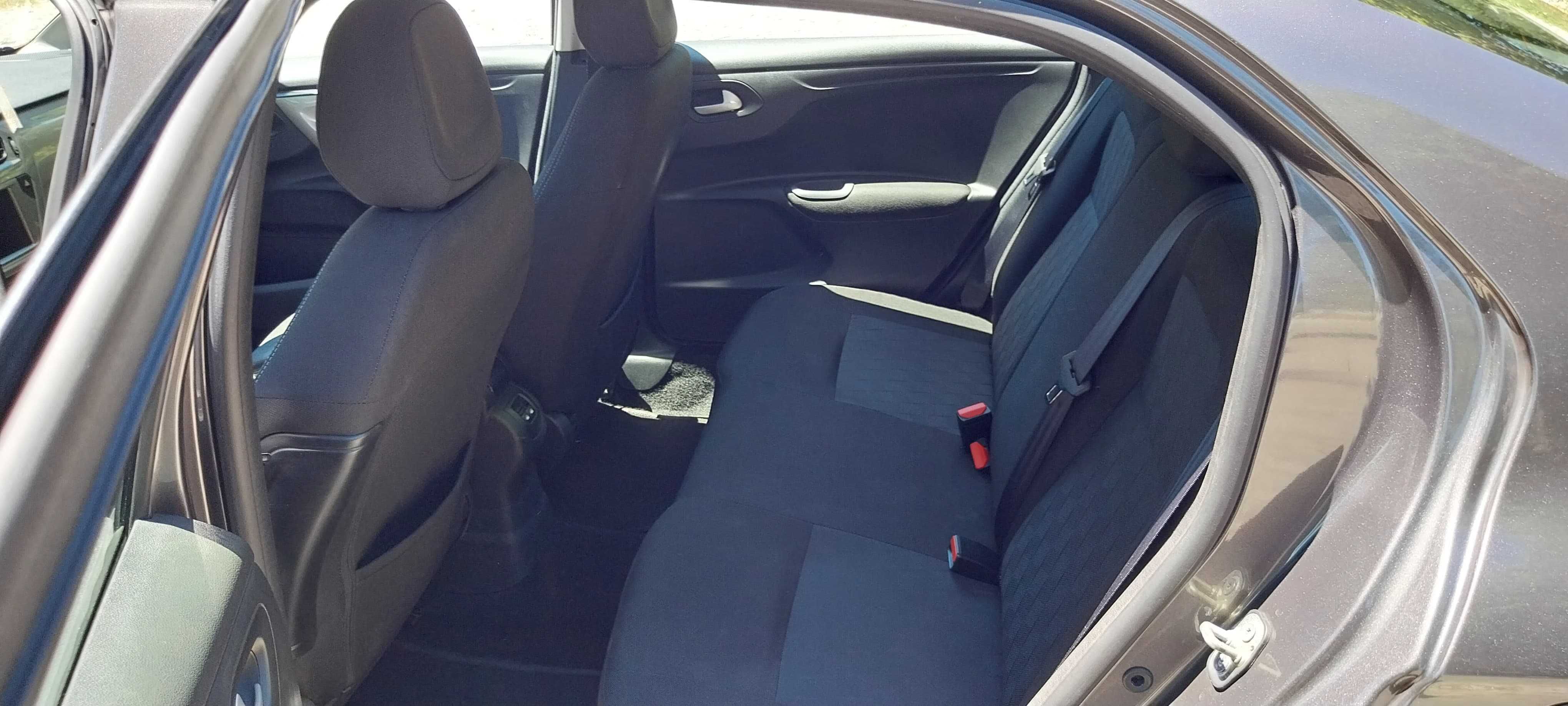 Vendo CITROËN C-Elysée Sedan 1.2