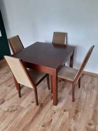 Rozkładany stół z krzesłami 90x90-210cm.