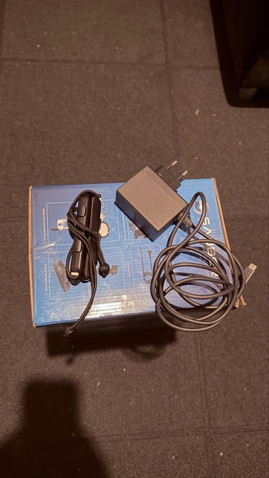 Nintendo Switch V2 + Extras