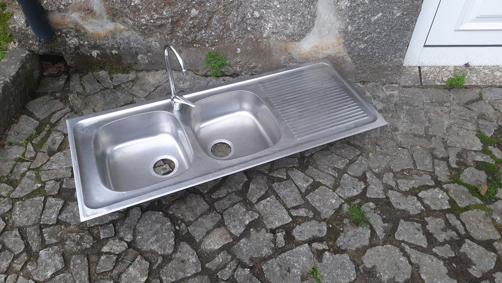 Banca inox com duas pias