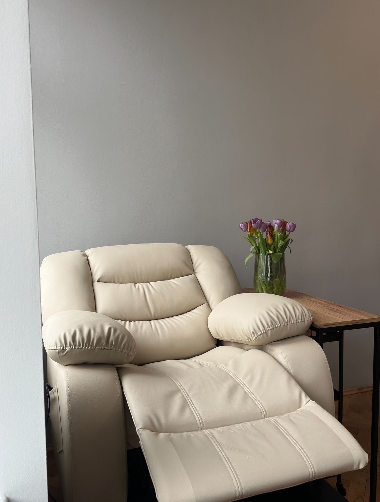 Fotel chmurka rozkładany do rzęs /pedicure
