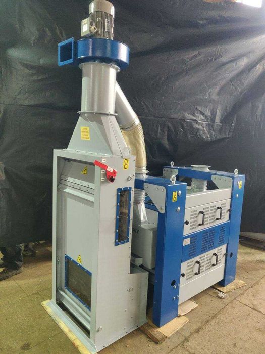 Wialnia do zboża,Czyszczalnia sitowa BISS 12-3, PRZESIEWACZ WIBRACYJNY