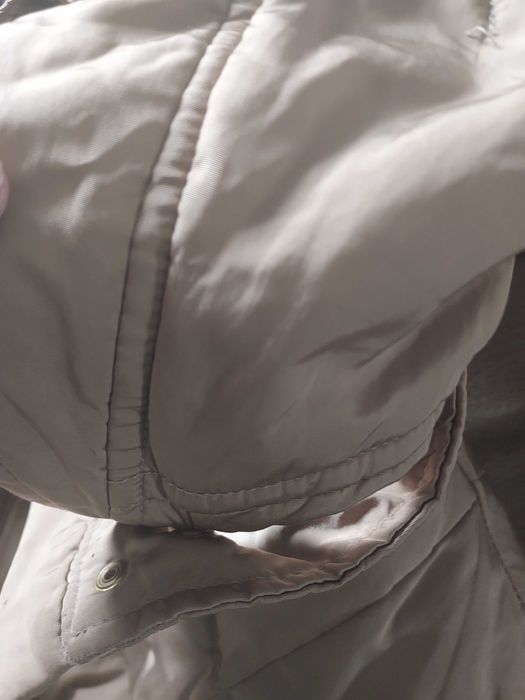 Casaco Bege da Mango, quente para os dias frios