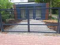 Pawilon Józefów k/Otwocka  18m2, WC, + 28m2 ogródek.