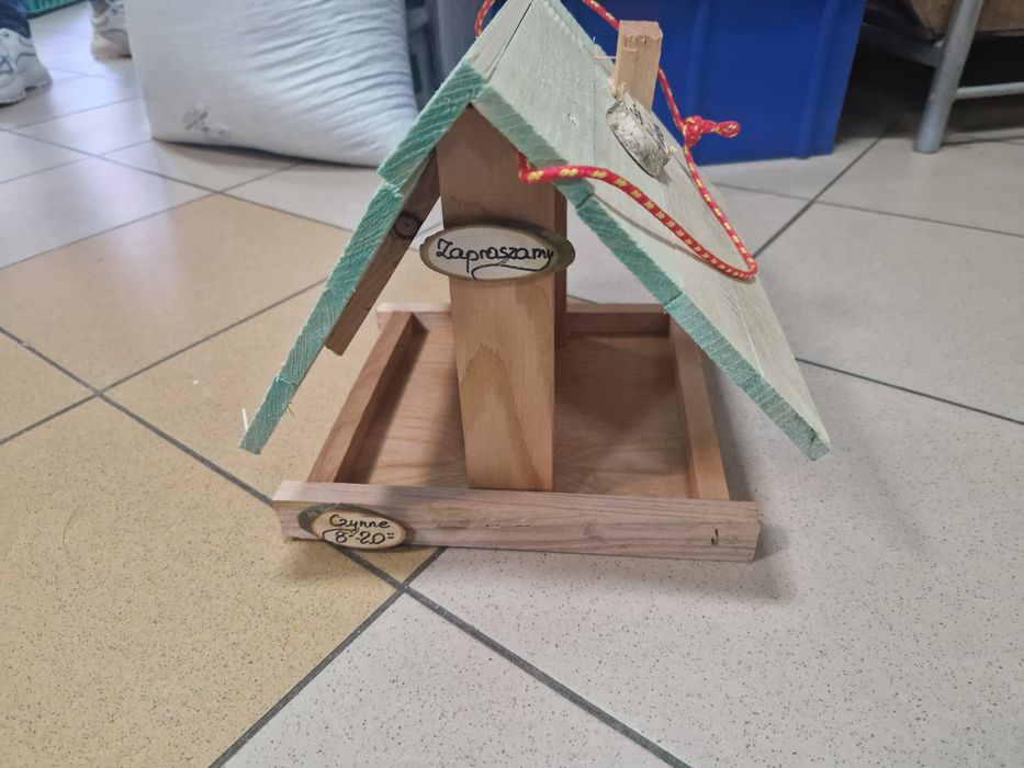 Karmnik dla ptaszków