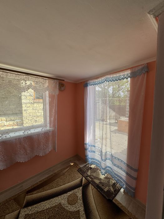 Продаж 2-х будинків у Великій Коренихі по ціні одного!