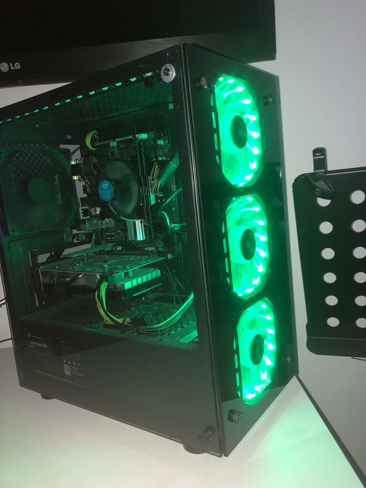 Komputer  GTX1650  i3 10100f  16 gb ram