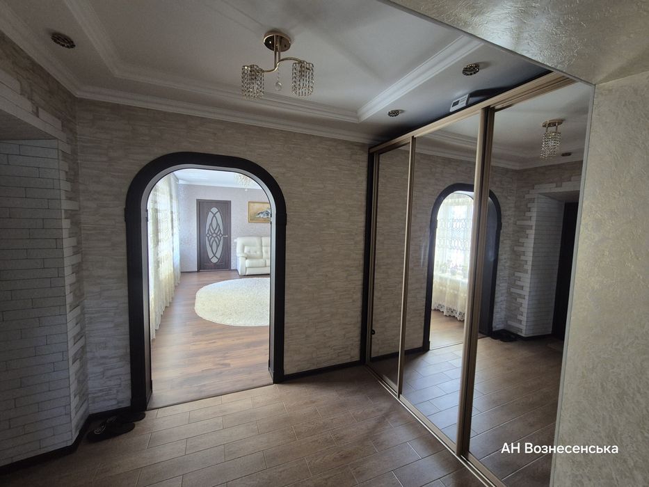 Будинок в районі автовокзалу