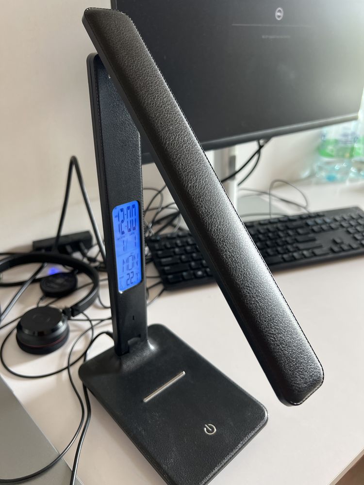Lampka na biurko usb