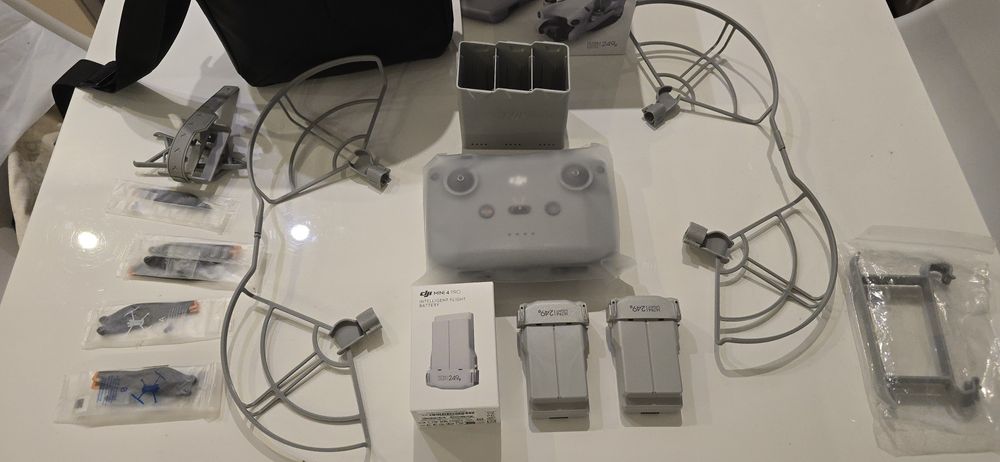 DJI Mini 4 Pro Fly More Combo – nowy dron + nowy kontroler + DJI care!