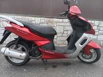Scooter peugeot sum up 125