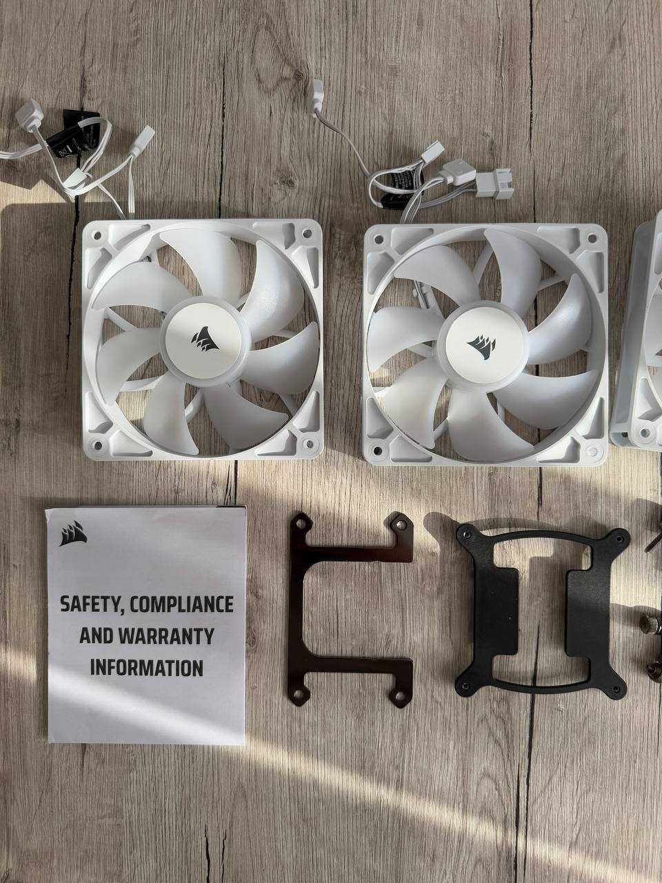 Система рідинного охолодження AIO Corsair Nautilus 360 RS ARGB – White
