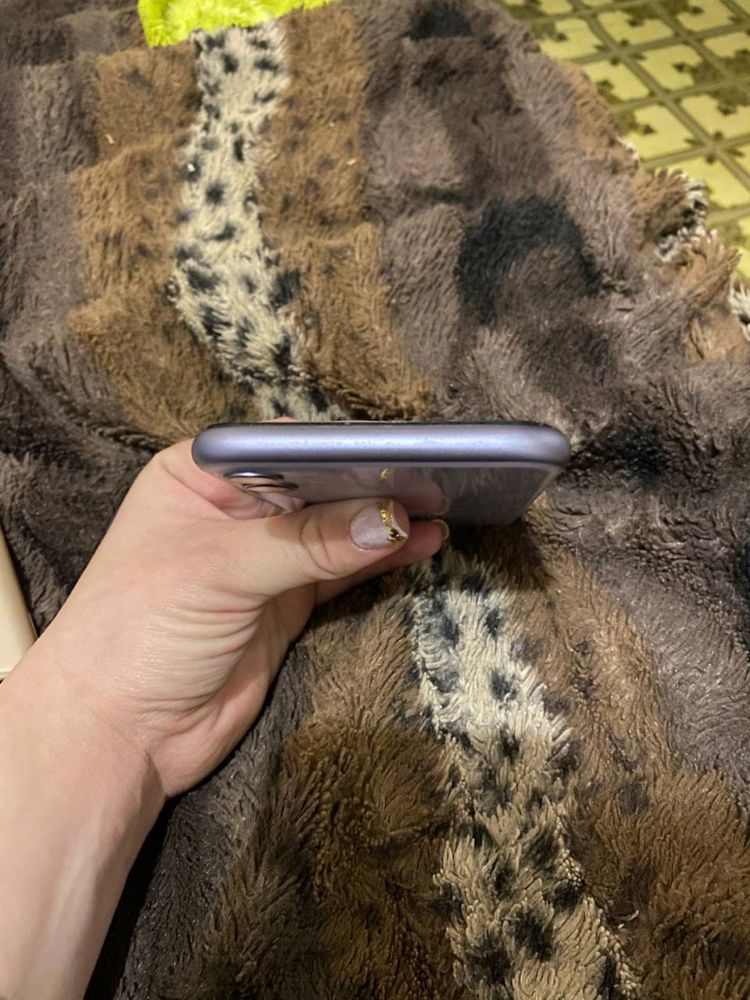 Продаю iPhone 11 64 GB