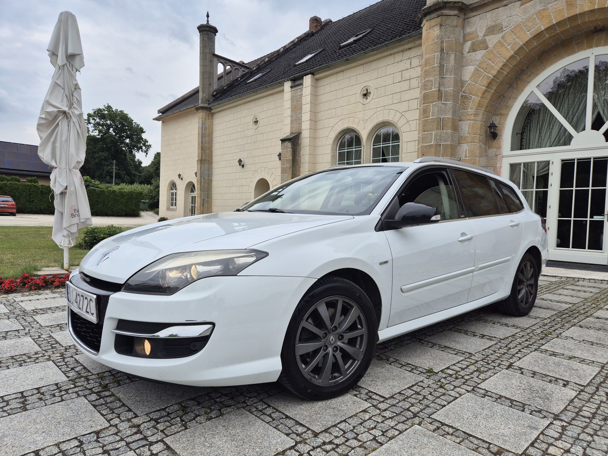 Zadbana Renault Laguna III 2.0DCI Bose Edition, Biała, opłaty BDB stan