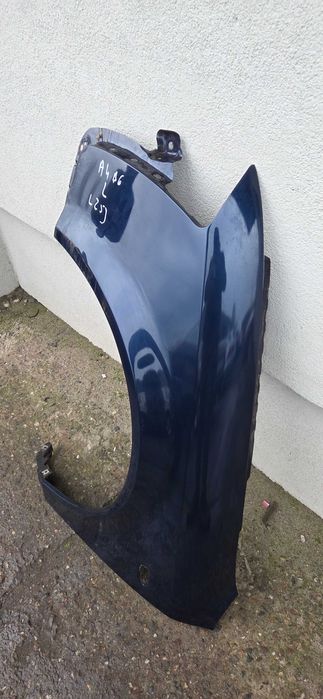 Błotnik lewy Audi A4 B6 LZ5J