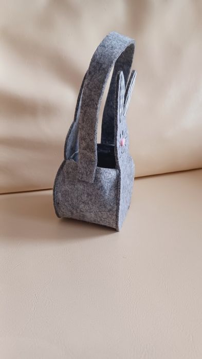 Koszyczek wiosenny zając Wielkanoc