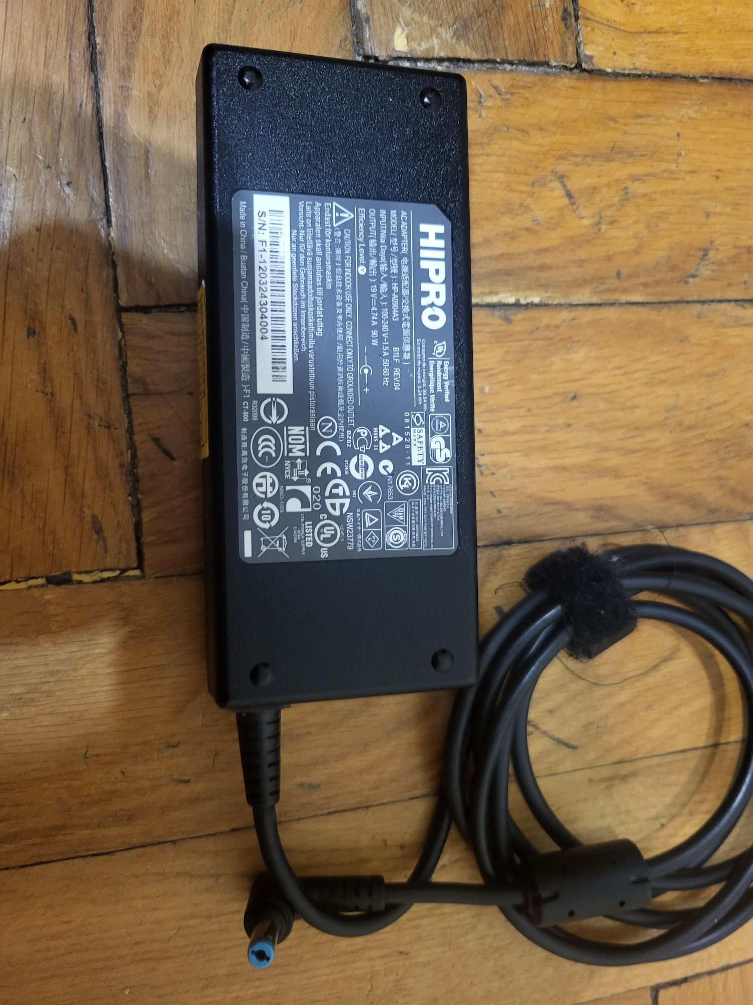 Зарядне оригінальне для ноутбуків Acer 90w 4,74A