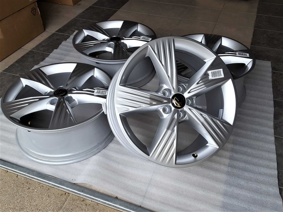 Alufelgi 19 5x112 VW Passat Tiguan Arteon Golf Jetta Touran T-Roc 241#
