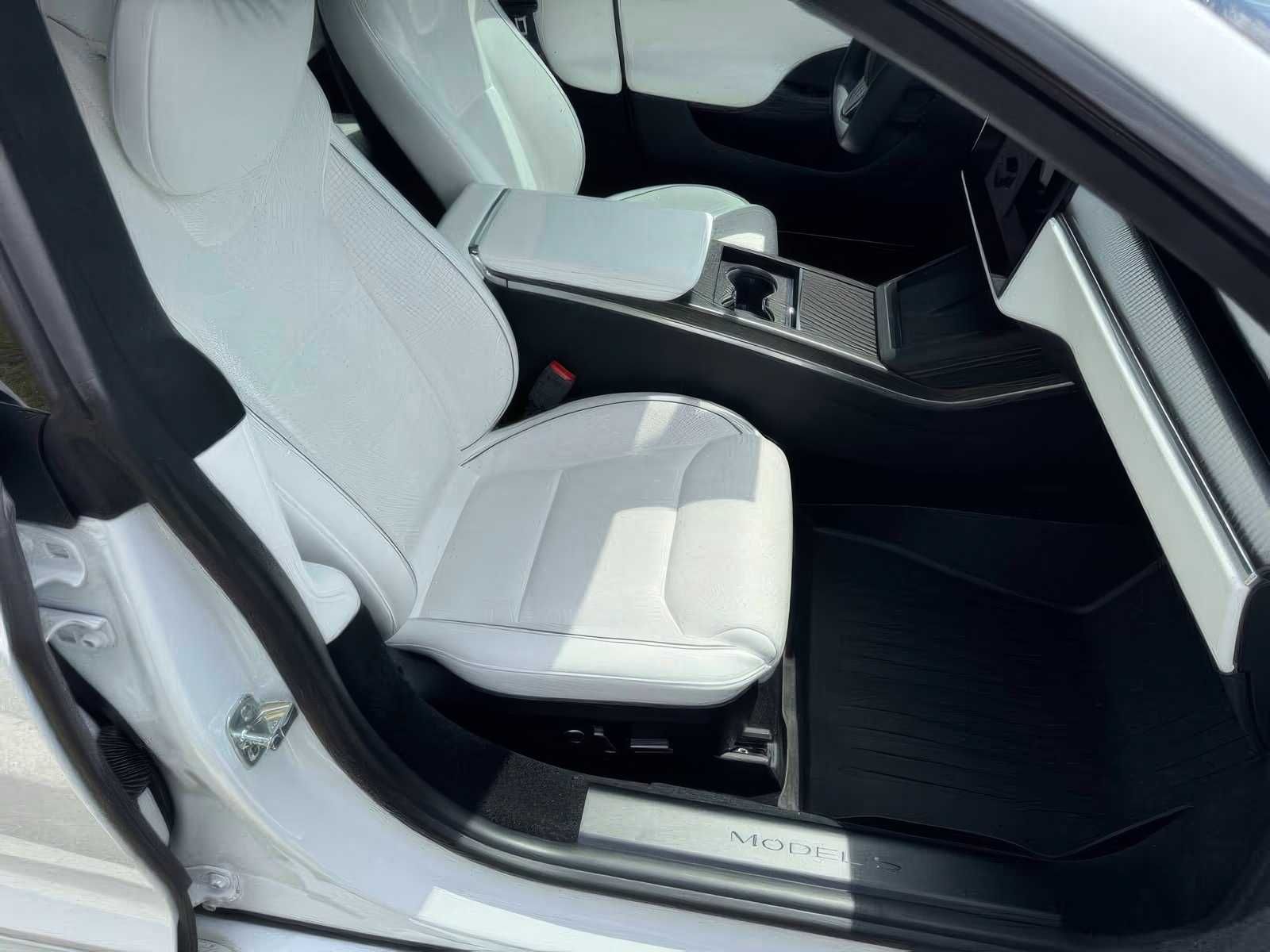 2022 Tesla Model S
