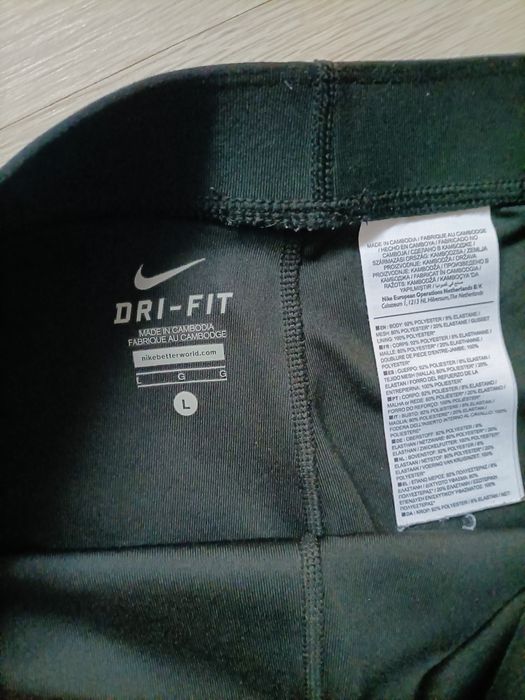 Spodenki Nike treningowe na siłownię do ćwiczeń elastyczne