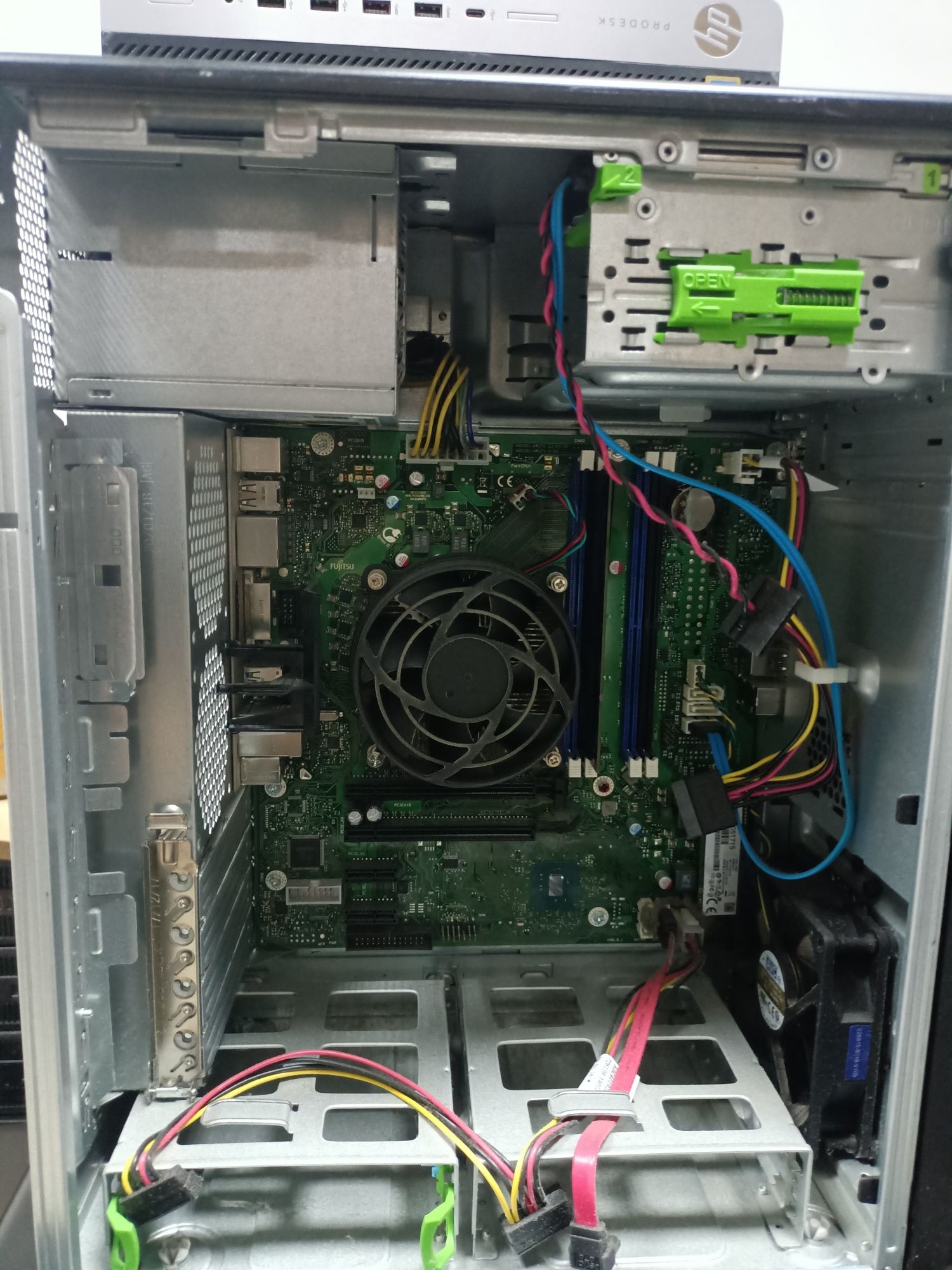 Pentium Gold G5500 8Gen/8GB DDR4/256gb ssd m.2/HP 600 G4 MT