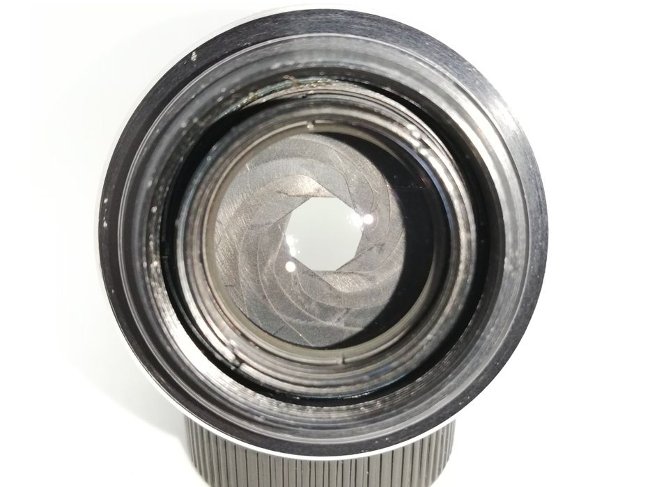 Carl Zeiss Biotar T 58mm 2.0 M42 (Swirly bokeh - ler)