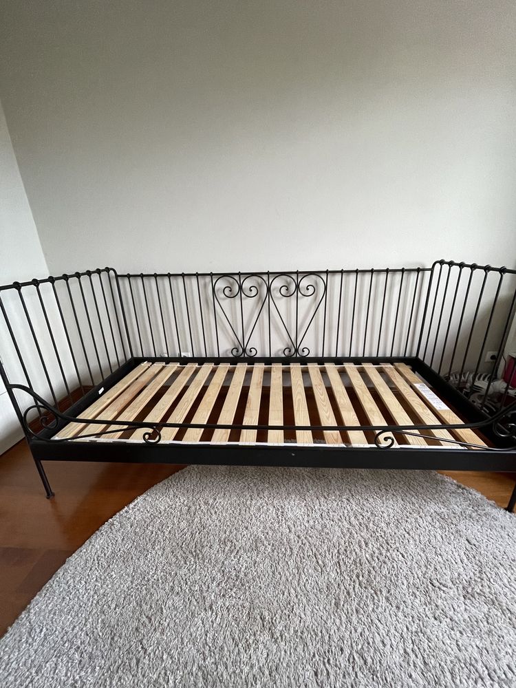 Cama Individual em Metal