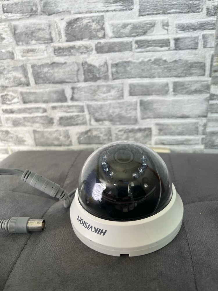 HDTVI відеокамера Hikvision DS-2CE56D0T-IRMMF (C) (2.8mm)