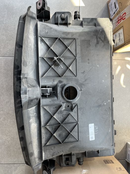 Люверс/радіатор/вентилятор касета в зборі Tesla m3/MY rest