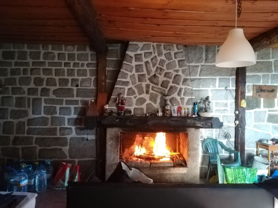 Casa em terreno rústico vilar seco, nelas. Viseu