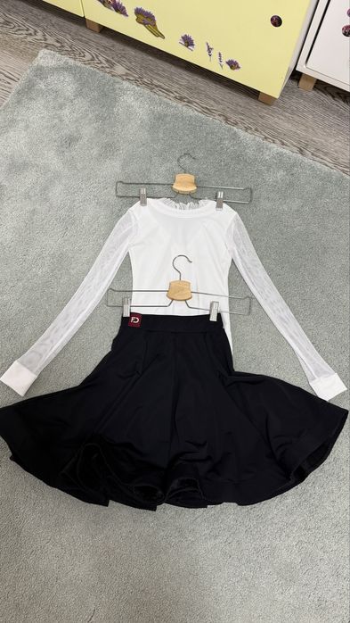 Сукня бейсік, чорно-біла, 32 розмір, на 6років