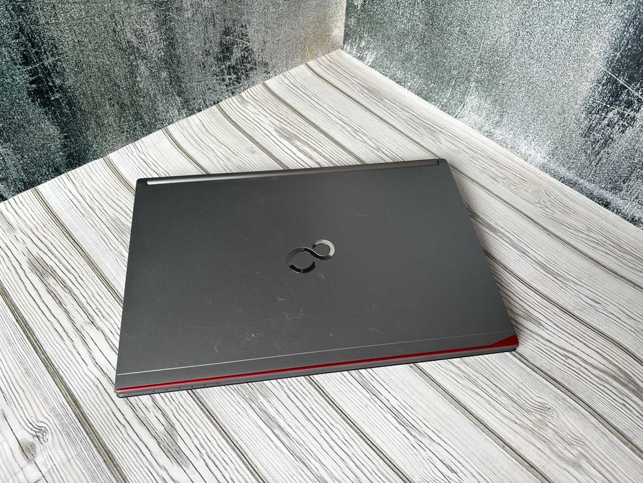 Ноутбук Fujitsu LIFEBOOK E746 14.0"\і5-6200U\опт\SSD\Гарантія 9 міс