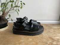 Сандалі DrMartens