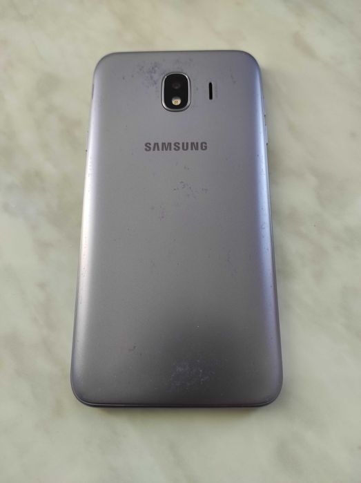 Телефон Samsung Galaxy J4