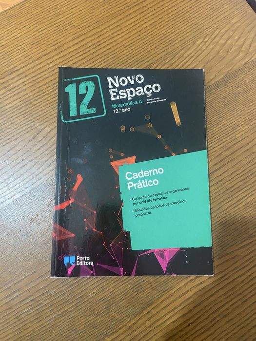 Manuais e caderno de atividades Matemática A 12 ano