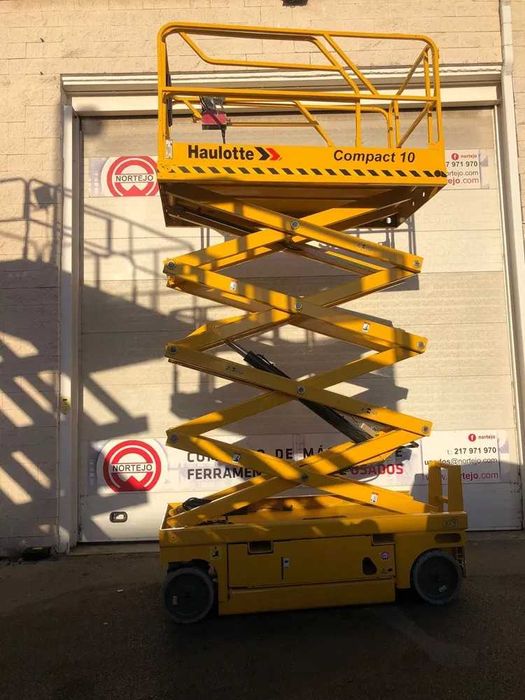 Plataformas Elevatória Tesoura Elétrica 12 mts (RECONDICIONADA)