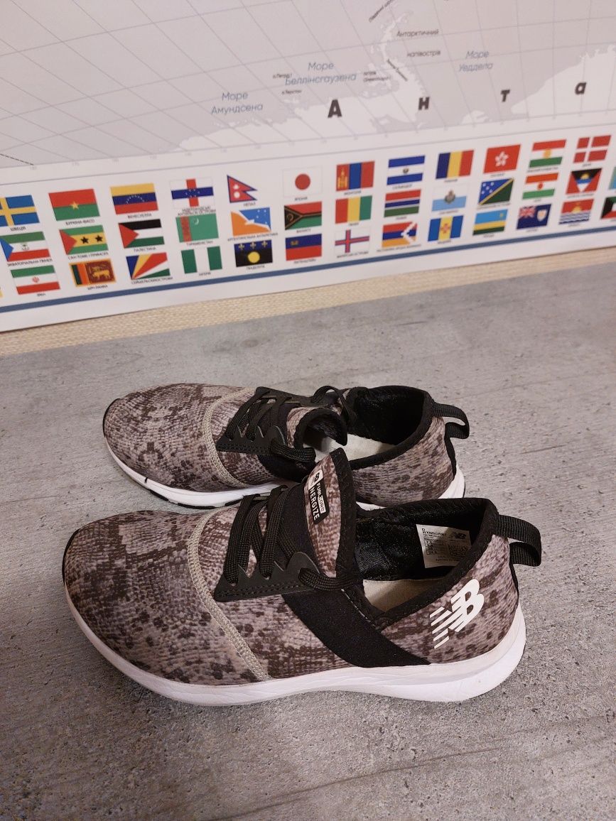 Кросівки New Balance 38 p