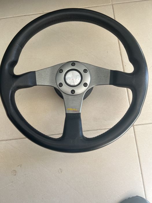 Volante Momo Tuner